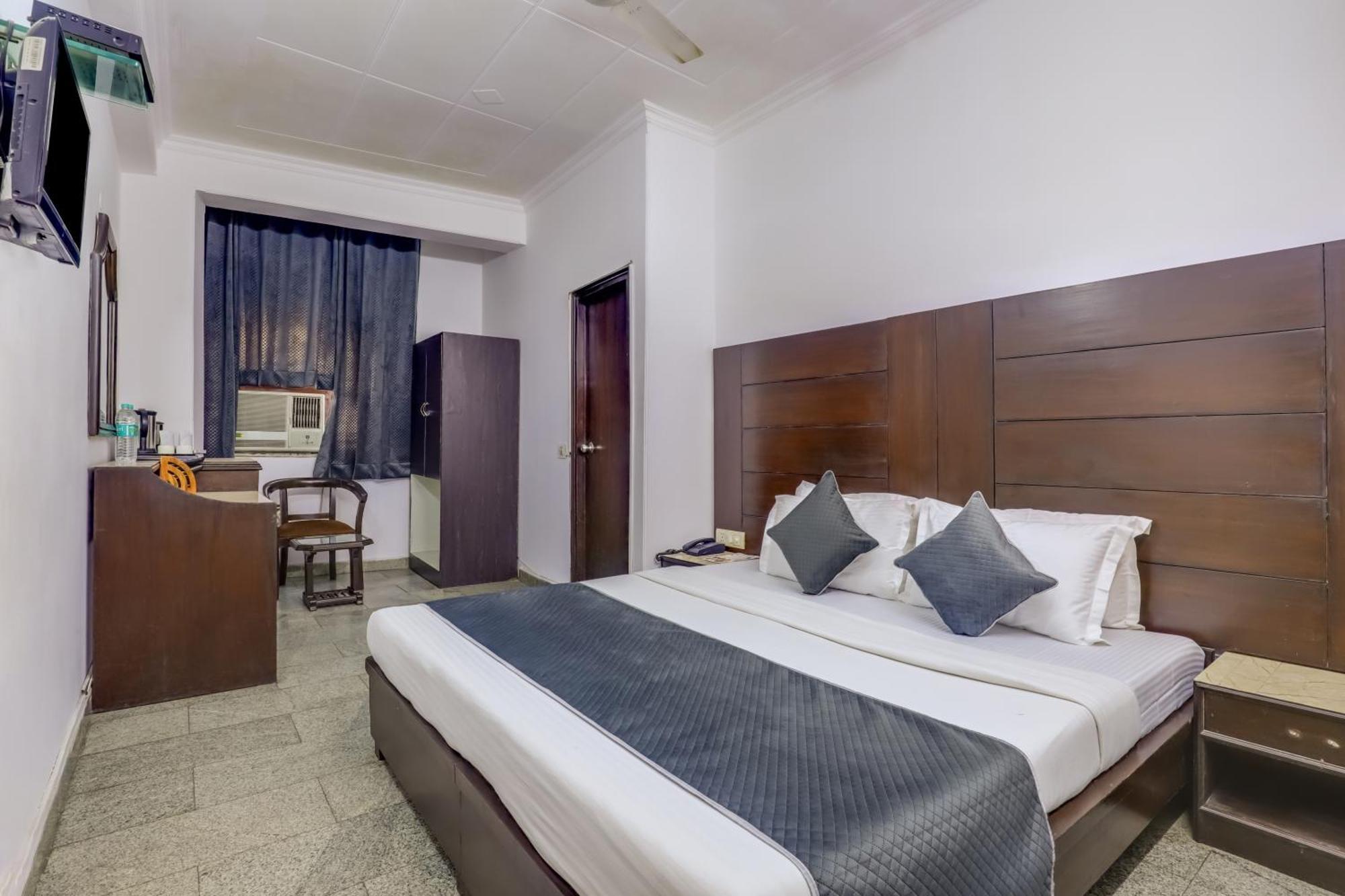 Hotel Sarthak Palace Near Karol Bagh Metro Station New Delhi Delhi (National Capital Territory of India) Exterior foto